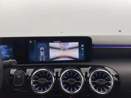 Photo 28 Mercedes Classe A  250 e 8G-DCT