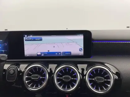 Photo 20 Mercedes Classe A  250 e 8G-DCT