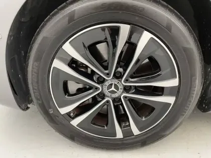 Photo 18 Mercedes Classe A  250 e 8G-DCT