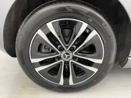 Photo 17 Mercedes Classe A  250 e 8G-DCT