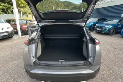 Photo 44 Peugeot 2008  Hybrid 145 e-DCS6