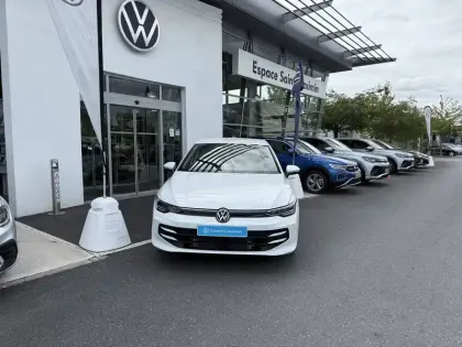 Photo 27 Volkswagen Golf  1.5 eHybrid 204 DSG6