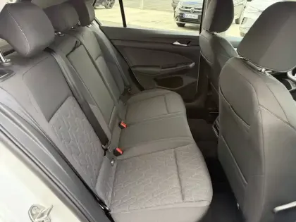 Photo 35 Volkswagen Golf  1.5 eHybrid 204 DSG6