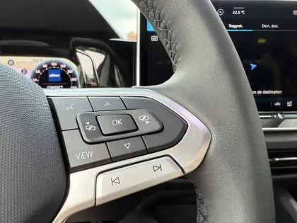 Photo 44 Volkswagen Golf  1.5 eHybrid 204 DSG6