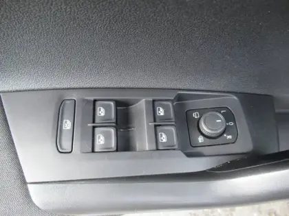 Photo 52 Volkswagen Taigo  1.0 TSI 116 DSG7