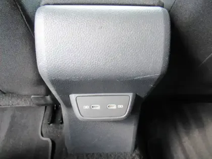 Photo 51 Volkswagen Taigo  1.0 TSI 116 DSG7