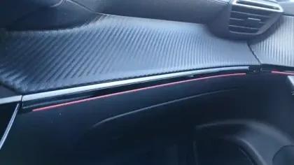 Photo 67 Peugeot 2008  Hybrid 145 e-DCS6