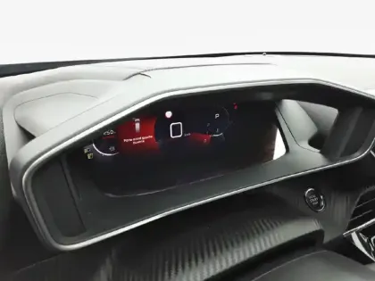 Photo 35 Peugeot 2008  PureTech 130 S&S EAT8