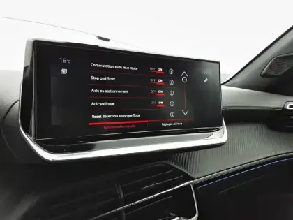 Photo 47 Peugeot 2008  PureTech 130 S&S EAT8