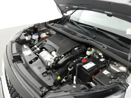 Photo 40 Peugeot 2008  PureTech 130 S&S EAT8