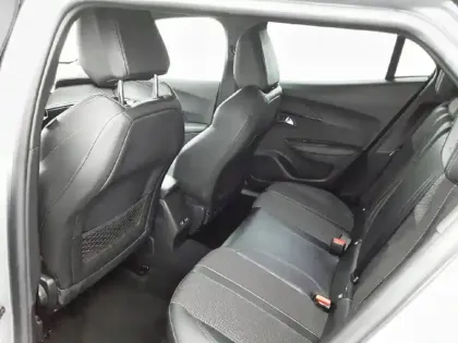 Photo 37 Peugeot 2008  PureTech 130 S&S EAT8