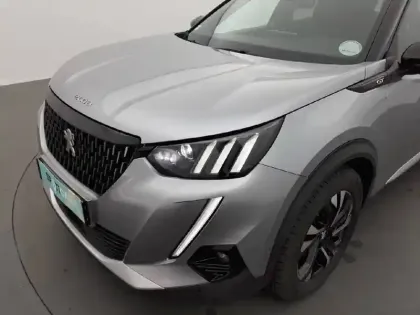 Photo 41 Peugeot 2008  PureTech 130 S&S EAT8