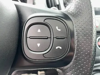 Photo 41 Abarth 500 595 1.4 Turbo 16V T-Jet 160 ch