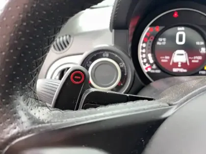 Photo 44 Abarth 500 595 1.4 Turbo 16V T-Jet 160 ch