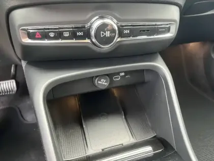 Photo 9 Volvo Xc40  Recharge Extended Range 252 ch 1EDT