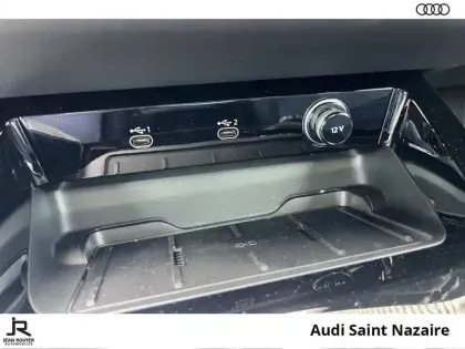 Photo 17 Audi A5  Avant e-hybrid 299 ch S tronic 7 Quattro