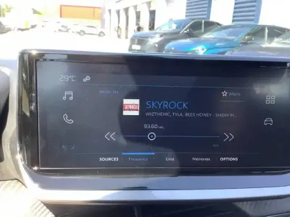 Photo 41 Peugeot 208  Hybrid 110 e-DCS6