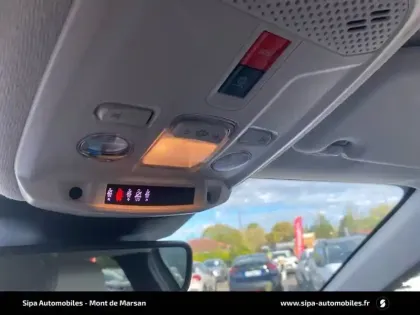 Photo 17 Citroën C4  Hybride 145 e-DCS6