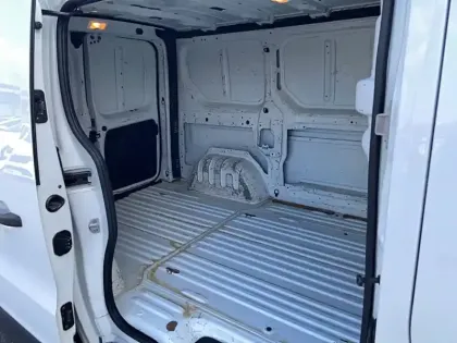Photo 13 Renault Trafic  FGN L1H1 1000 KG DCI 95 E6