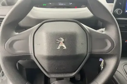 Photo 10 Peugeot Partner  FOURGON M 650 KG PURETECH 110 S&S BVM6