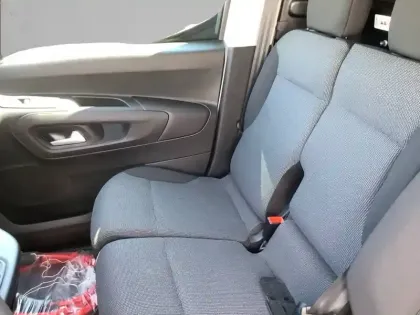 Photo 11 Peugeot Partner E- FOURGON M 800 KG 136 CH BATTERIE 54 KWH