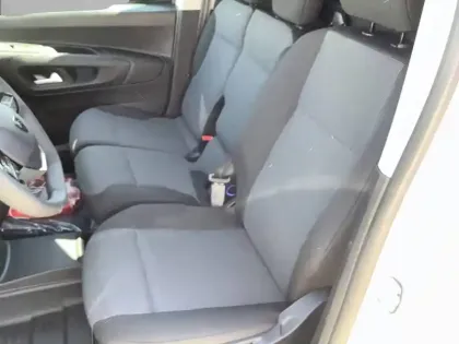 Photo 10 Peugeot Partner E- FOURGON M 800 KG 136 CH BATTERIE 54 KWH