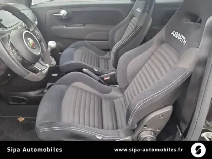 Photo 107 Abarth 500 695 1.4 Turbo 16V T-Jet 180 ch BVM5