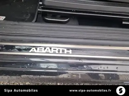 Photo 116 Abarth 500 695 1.4 Turbo 16V T-Jet 180 ch BVM5