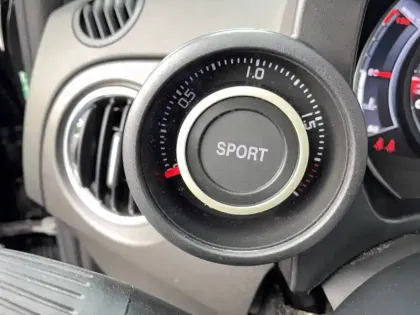 Photo 12 Abarth 500 695 1.4 Turbo 16V T-Jet 180 ch BVM5