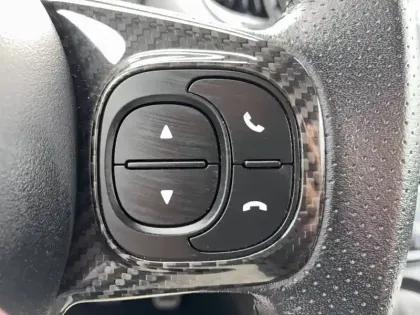 Photo 49 Abarth 500 695 1.4 Turbo 16V T-Jet 180 ch BVM5