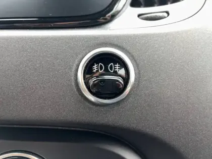 Photo 61 Abarth 500 695 1.4 Turbo 16V T-Jet 180 ch BVM5