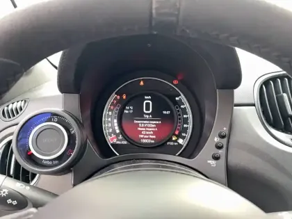 Photo 39 Abarth 500 695 1.4 Turbo 16V T-Jet 180 ch BVM5