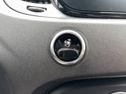 Photo 59 Abarth 500 695 1.4 Turbo 16V T-Jet 180 ch BVM5