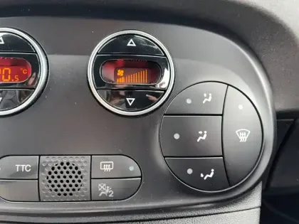 Photo 56 Abarth 500 695 1.4 Turbo 16V T-Jet 180 ch BVM5