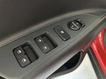 Photo 15 Kia Stonic  1.0 T-GDi 100 ch BVM6