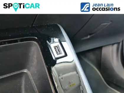 Photo 22 Peugeot 2008  PureTech 100 S&S BVM6