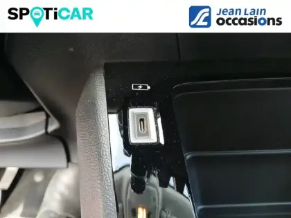 Photo 21 Peugeot 2008  PureTech 100 S&S BVM6