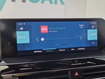 Photo 16 Citroën C4 e- 136 ch Automatique