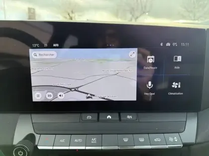 Photo 20 Opel Astra  Sports Tourer 1.2 Turbo Hybride 145 ch e-DCT6