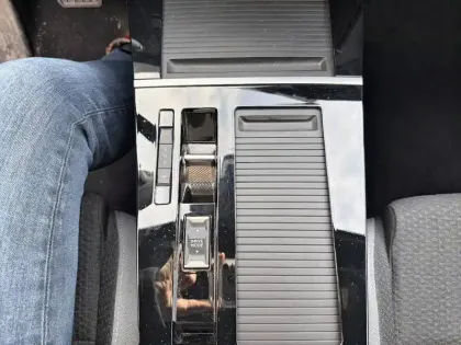 Photo 13 Opel Astra  Sports Tourer 1.2 Turbo Hybride 145 ch e-DCT6