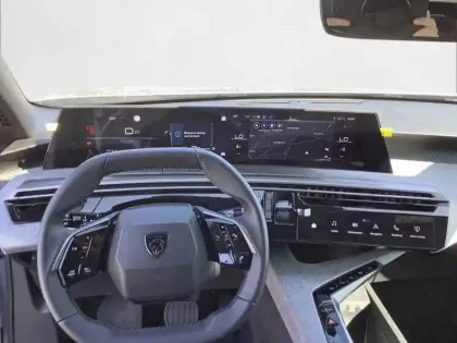 Photo 7 Peugeot 3008  Hybrid 145 e-DCS6