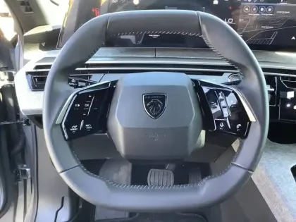 Photo 8 Peugeot 3008  Hybrid 145 e-DCS6