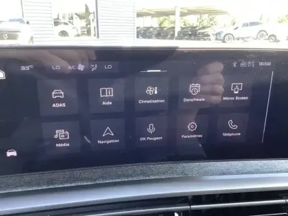 Photo 41 Peugeot 3008  Hybrid 145 e-DCS6