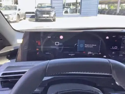 Photo 33 Peugeot 3008  Hybrid 145 e-DCS6