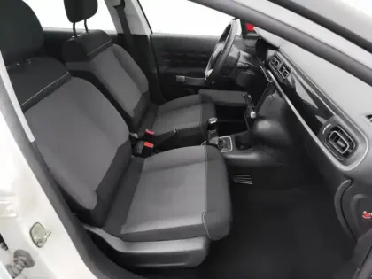 Photo 8 Citroën C3  PureTech 83 S&S BVM5 Shine