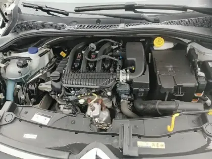 Photo 6 Citroën C3  PureTech 83 S&S BVM5 Shine