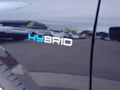 Photo 15 Peugeot 308  PHEV 180 e-EAT8 Allure Pack