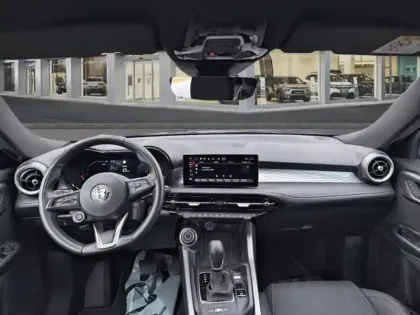 Photo 7 Alfa Romeo Tonale Gén. I Ph1 Ti 5