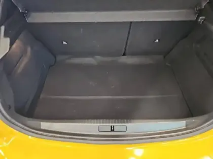 Photo 10 Peugeot 208  e- 136ch Style