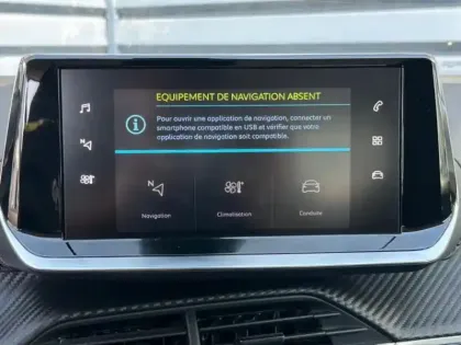 Photo 18 Peugeot 2008  e- 136ch Active Pack